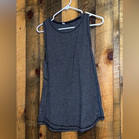 Workout tank top - Picture 1 of 1